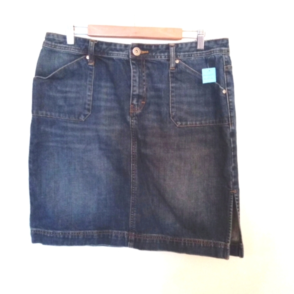 Tommy Hilfiger Women's Distressed Denim Mini Skirt With Pockets Size 14